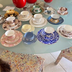 Elegant Multicolor Tea Cup Set